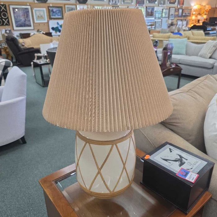 FLORAL LAMP