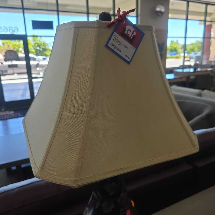 WHITE LAMP BT