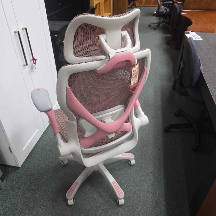 DESK CHAIR