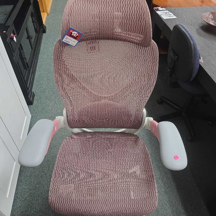 DESK CHAIR