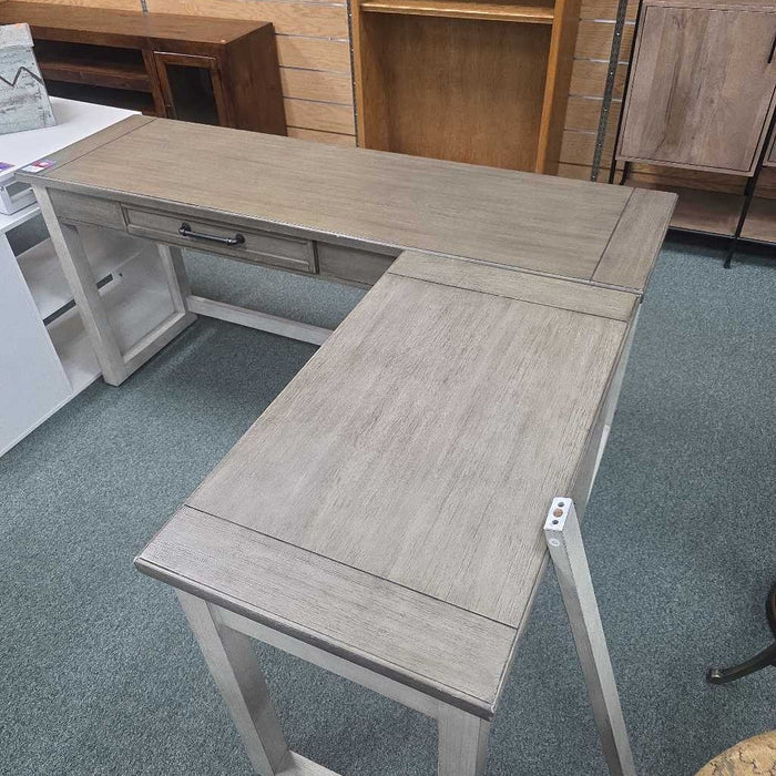 L SHAPED DESK