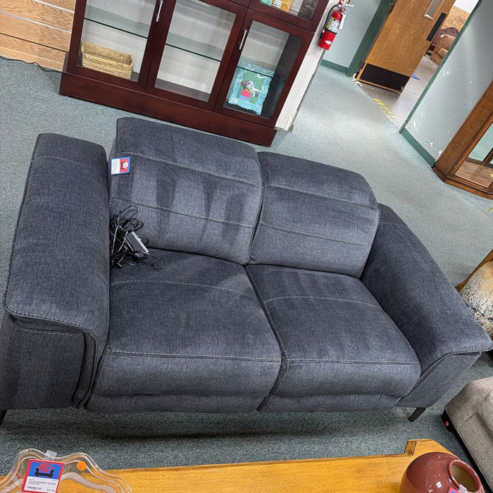 SCANDANAVIAN DESIGNS LOVE POWER RECLINER