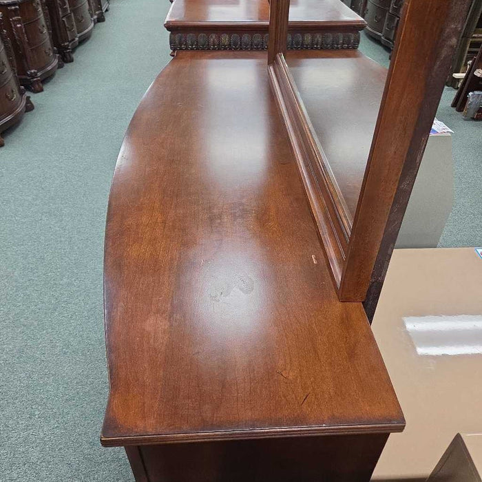 BASSETT DRESSER WITH MIRROR