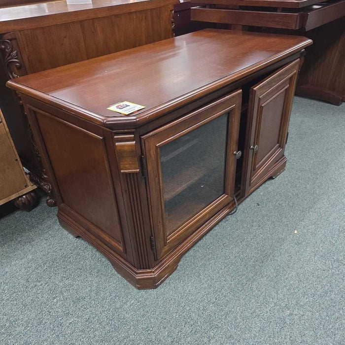 HOOKER TV STAND