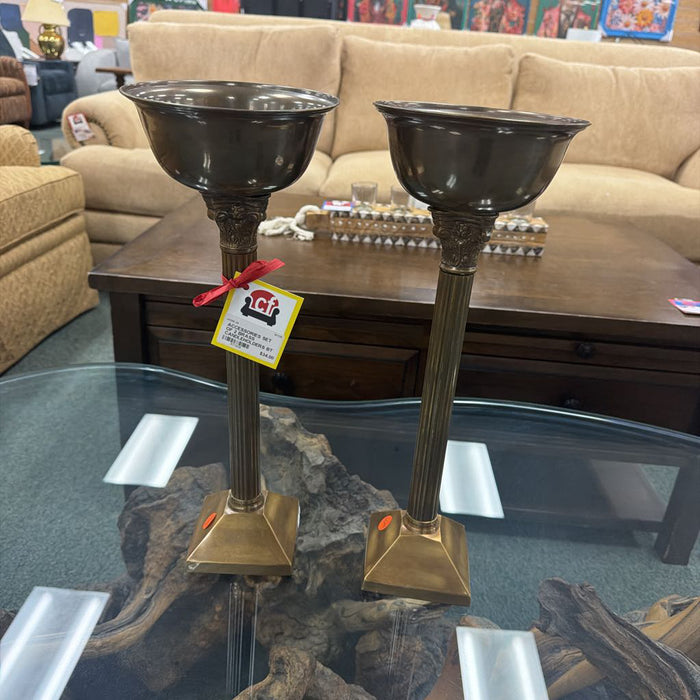 SET OF 2 BRASS CANDLEHOLDERS
