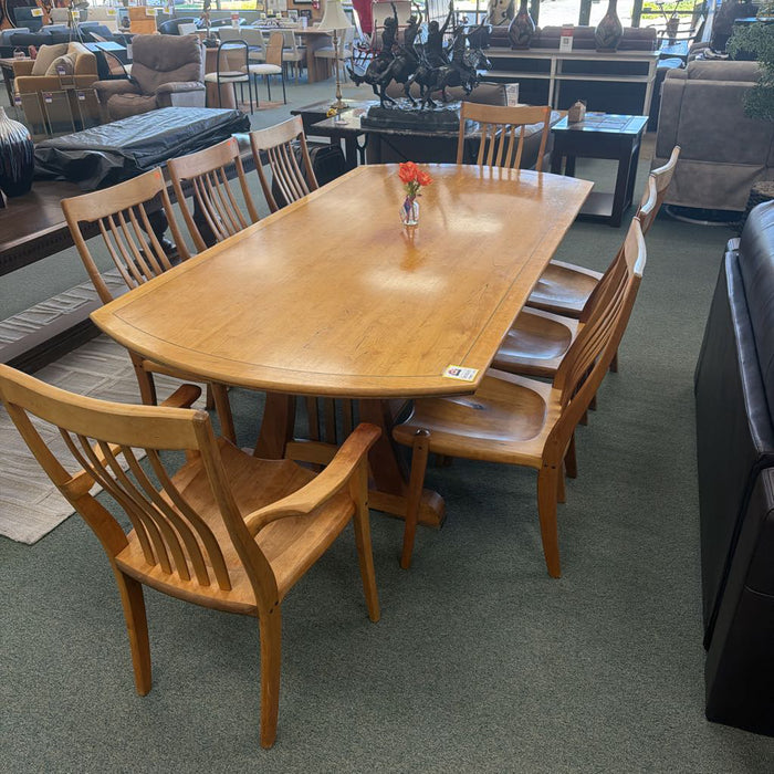 TABLE WITH 8 CHAIRS