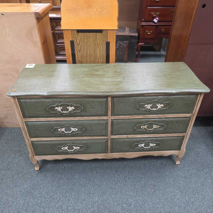 DRESSER BTK