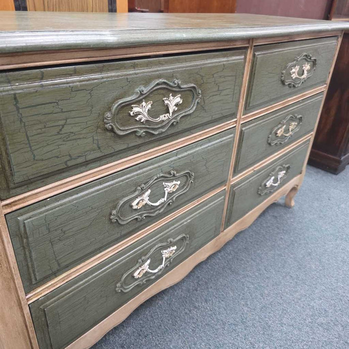 DRESSER BTK