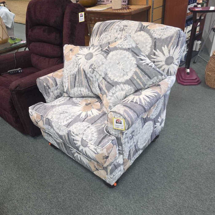 ACCENT CHAIR BHC