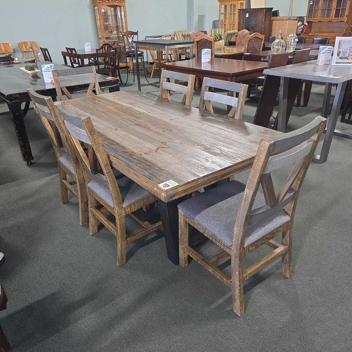 TABLE WITH 6 CHAIRS ATH