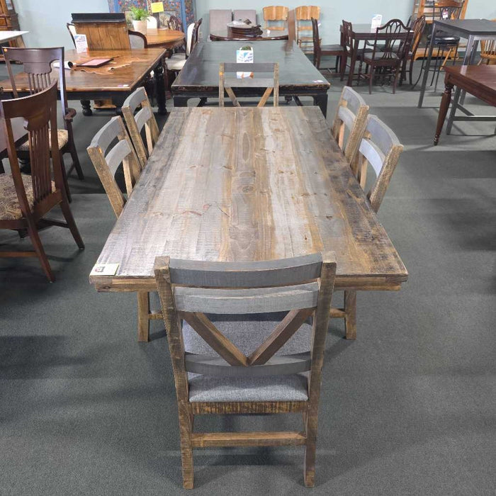 TABLE WITH 6 CHAIRS ATH