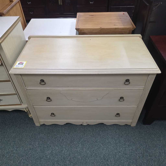 3 DRAWER CHEST SK
