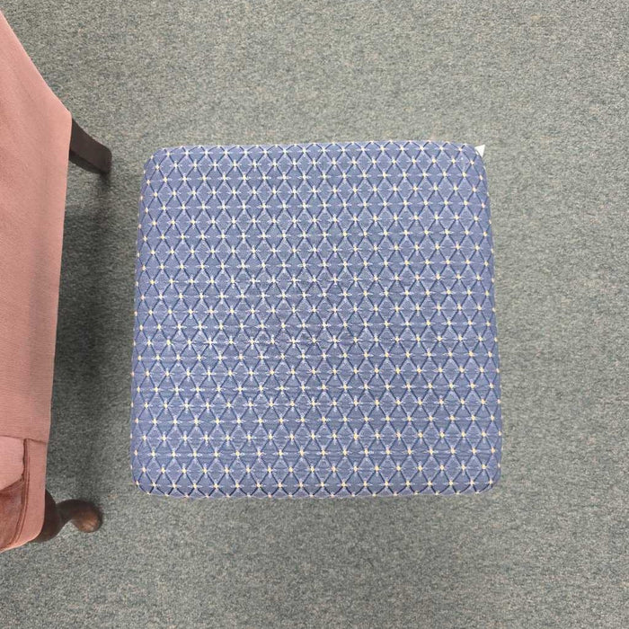 LEE INDUSTRIES BONGO OTTOMAN BAH