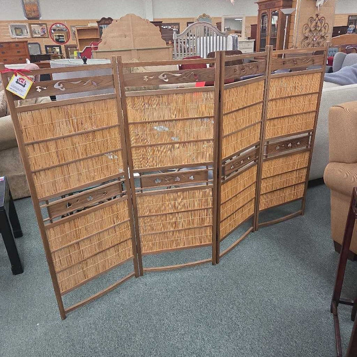 SMALL ROOM DIVIDER SK