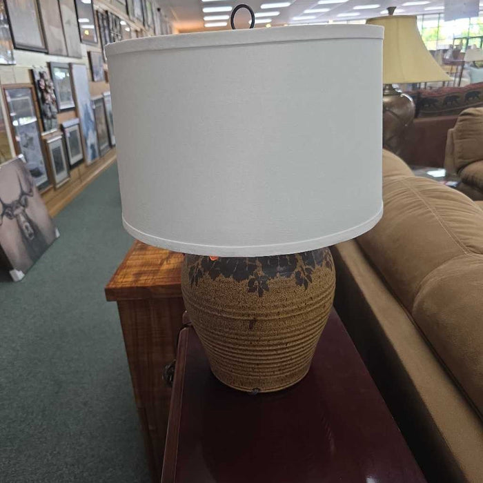 LIGHT BROWN LAMP BT