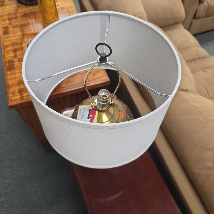 LIGHT BROWN LAMP BT