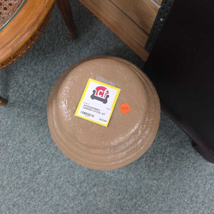 GARDEN STOOL BT