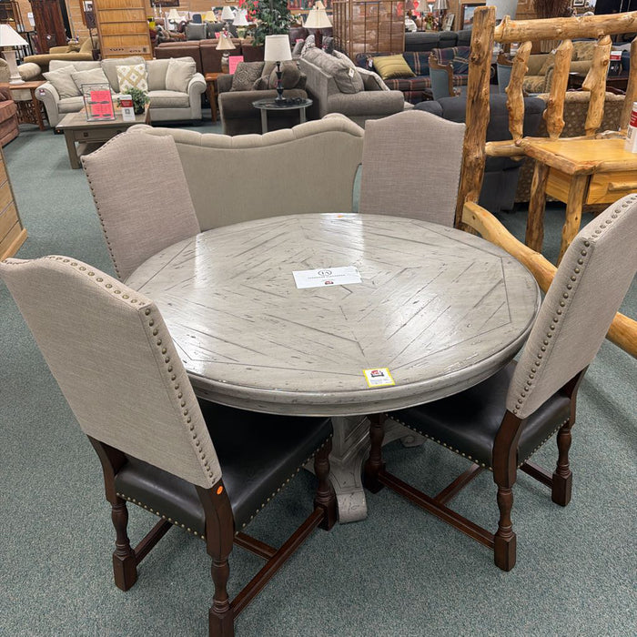 THEO ALEXANDER TABLE 4 CHAIRS KLH