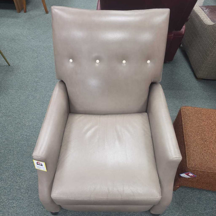 ACCENT CHAIR AT
