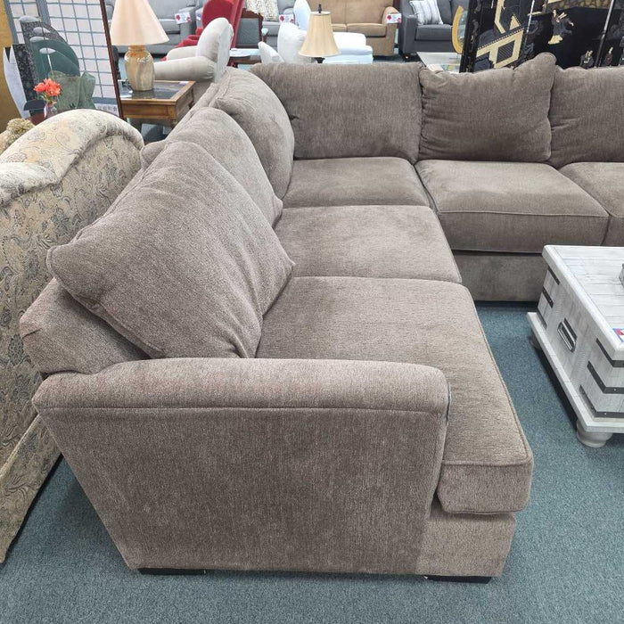 3PC SOFA SECTIONAL WITH OTTOMAN TBH