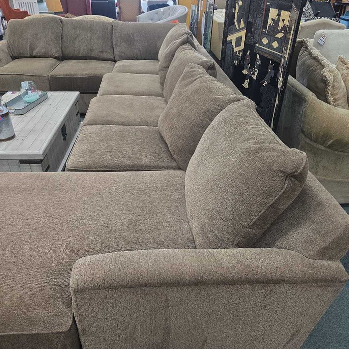 3PC SOFA SECTIONAL WITH OTTOMAN TBH