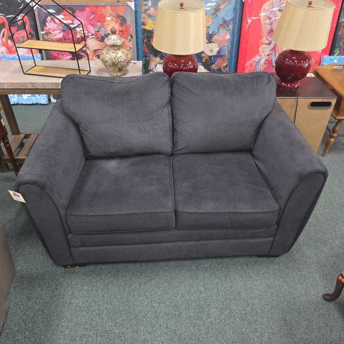 LOVESEAT BAH