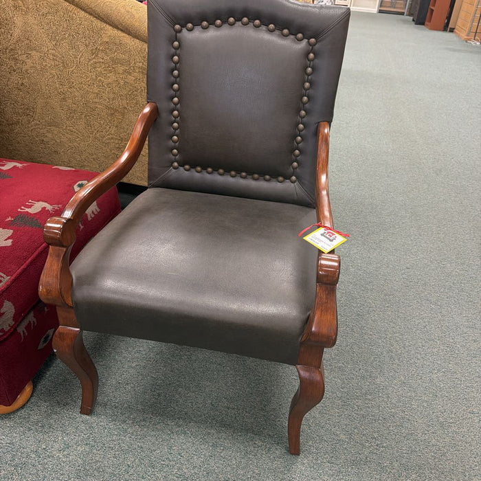 ACCENT CHAIR BAH