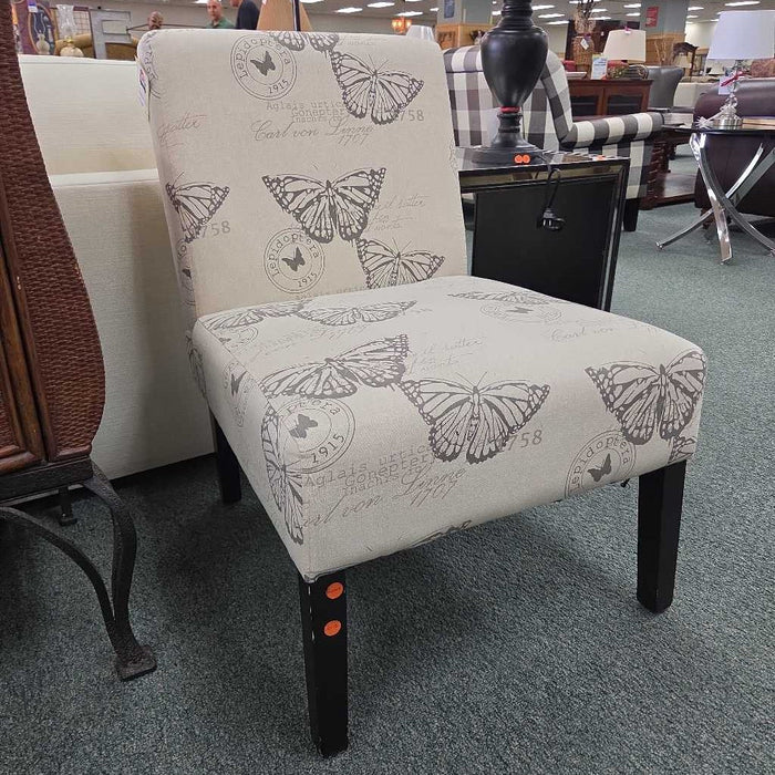 ACCENT CHAIR KL