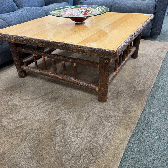 COFFEE TABLE BTK