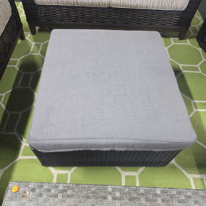 OTTOMAN LS
