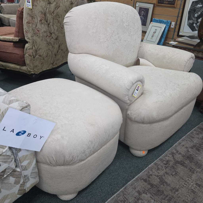 ACCENT CHAIR WITH OTTOMAN BHC