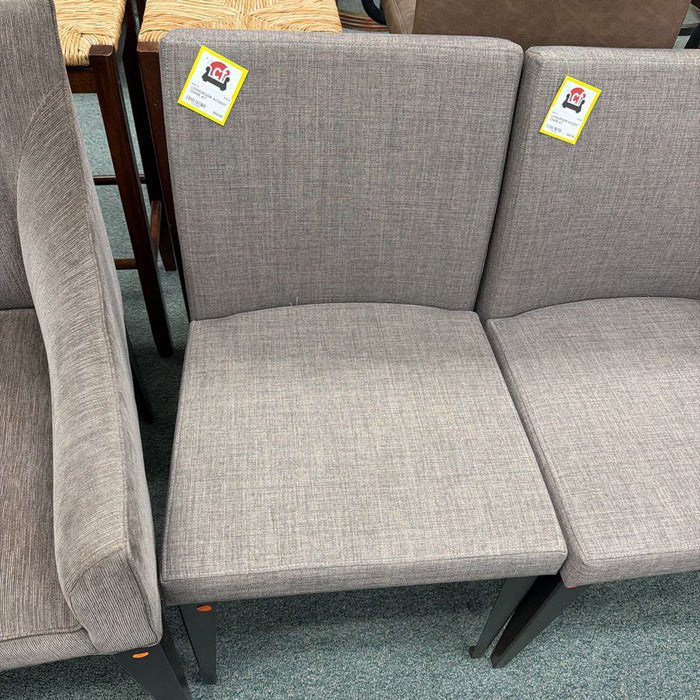 ACCENT CHAIR AT