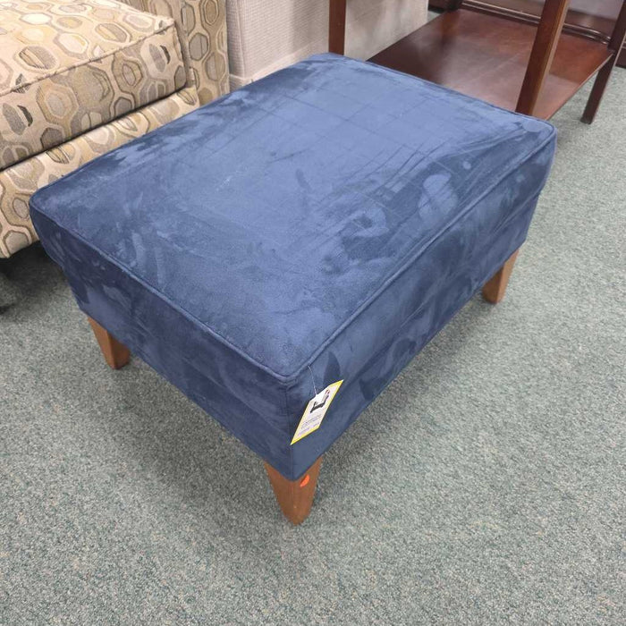 ETHAN ALLEN OTTOMAN SK
