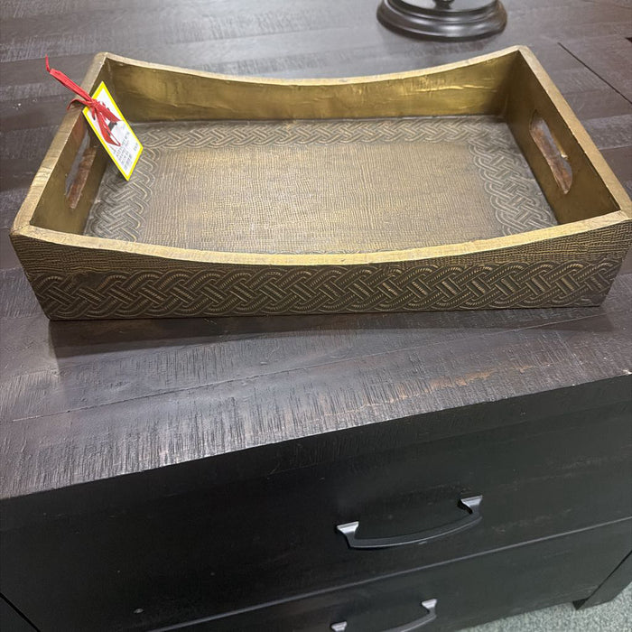 METAL WRAPPED TRAY DECOR