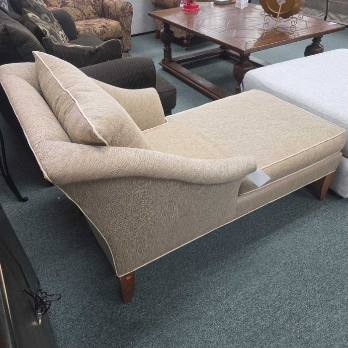 CHAISE LOUNGE BTK