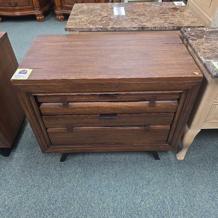 NIGHTSTAND BHC