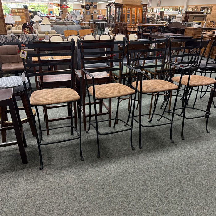 SET OF 4 INDOOR/OUTDOOR STOOLS BTK