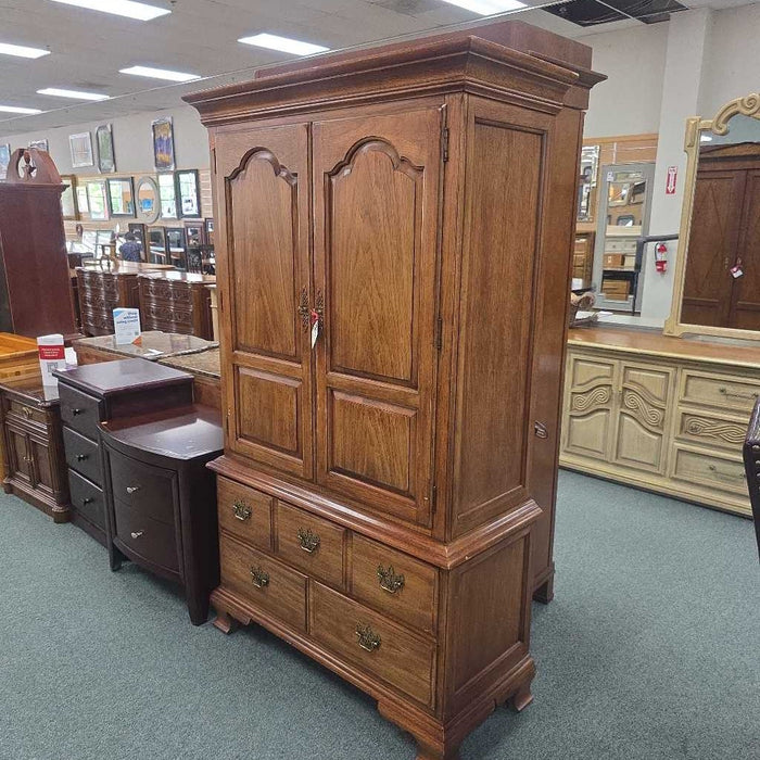 ARMOIRE MI