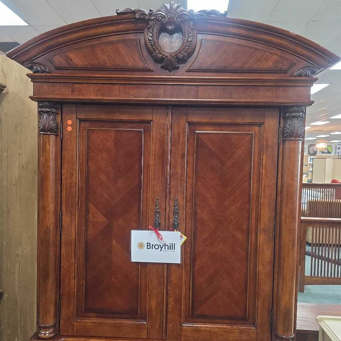 2PC BROYHILL ARMOIRE ALK