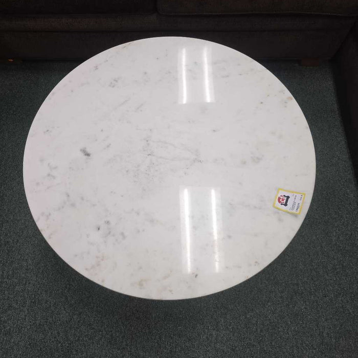 COFFEE TABLE BTK