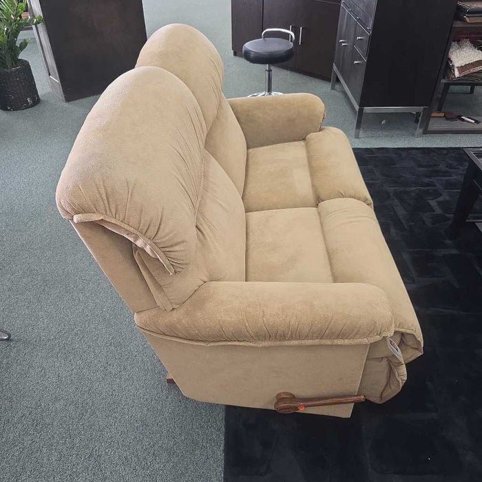 LAZBOY ROCKER RECLINING LOVESEAT LSH