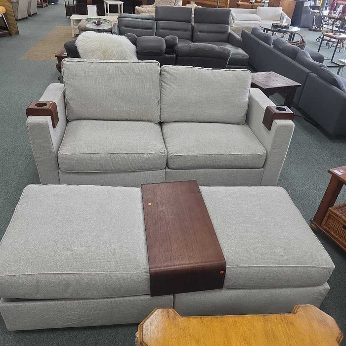 LOVESAC LOVESEAT WITH 2 OTTOMANS KLH
