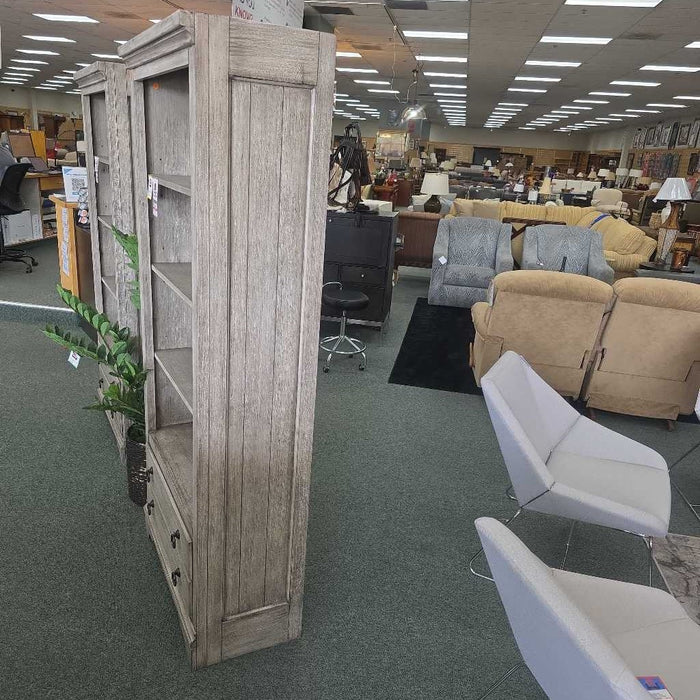 FLEXSTEEL BOOKSHELF WITH FILE ALK