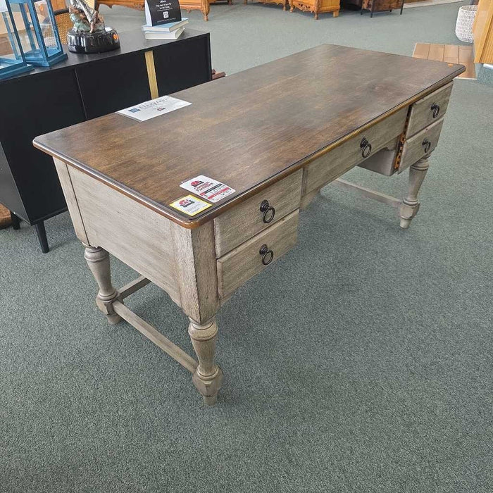 FLEXSTEEL DESK ATH