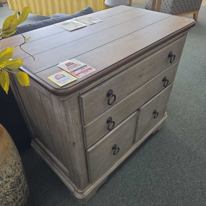 FLEXSTEEL FILE CABINET BTK