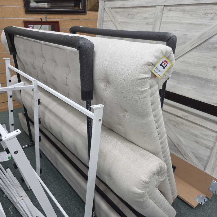 RH CAL KING BED