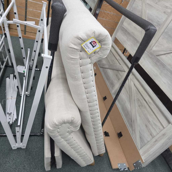 RH CAL KING BED
