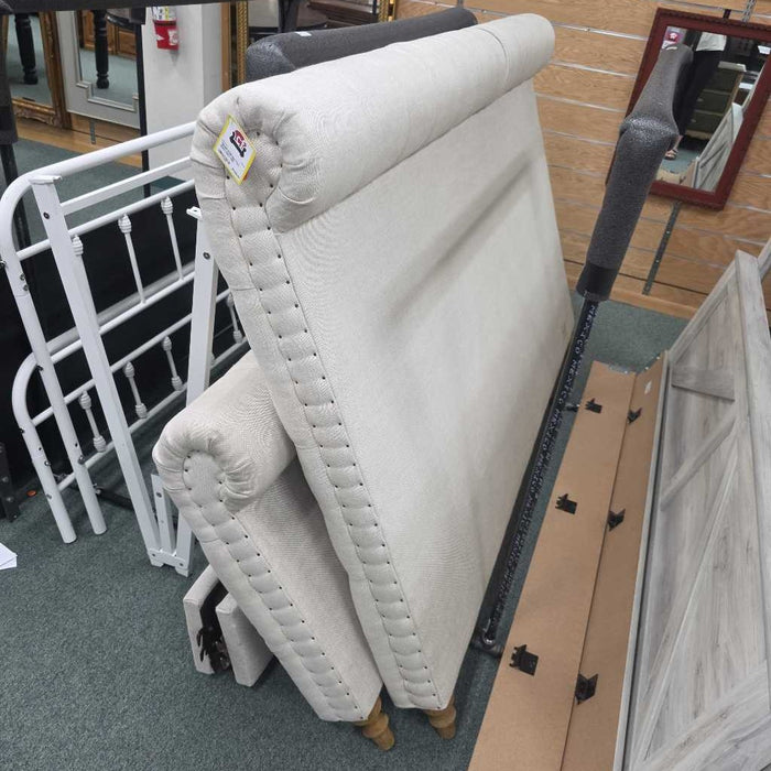 RH CAL KING BED
