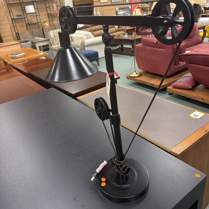 LAMP AT