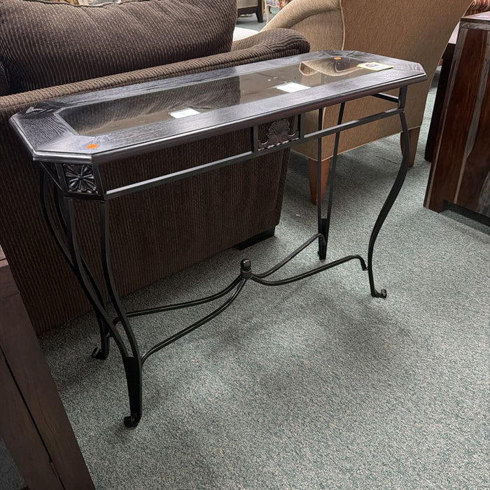 SOFA TABLE AT